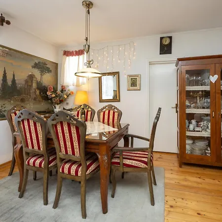 Dream Old&new Sunny Delight דירה