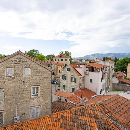 Apartment Dream Old&new Sunny Delight *